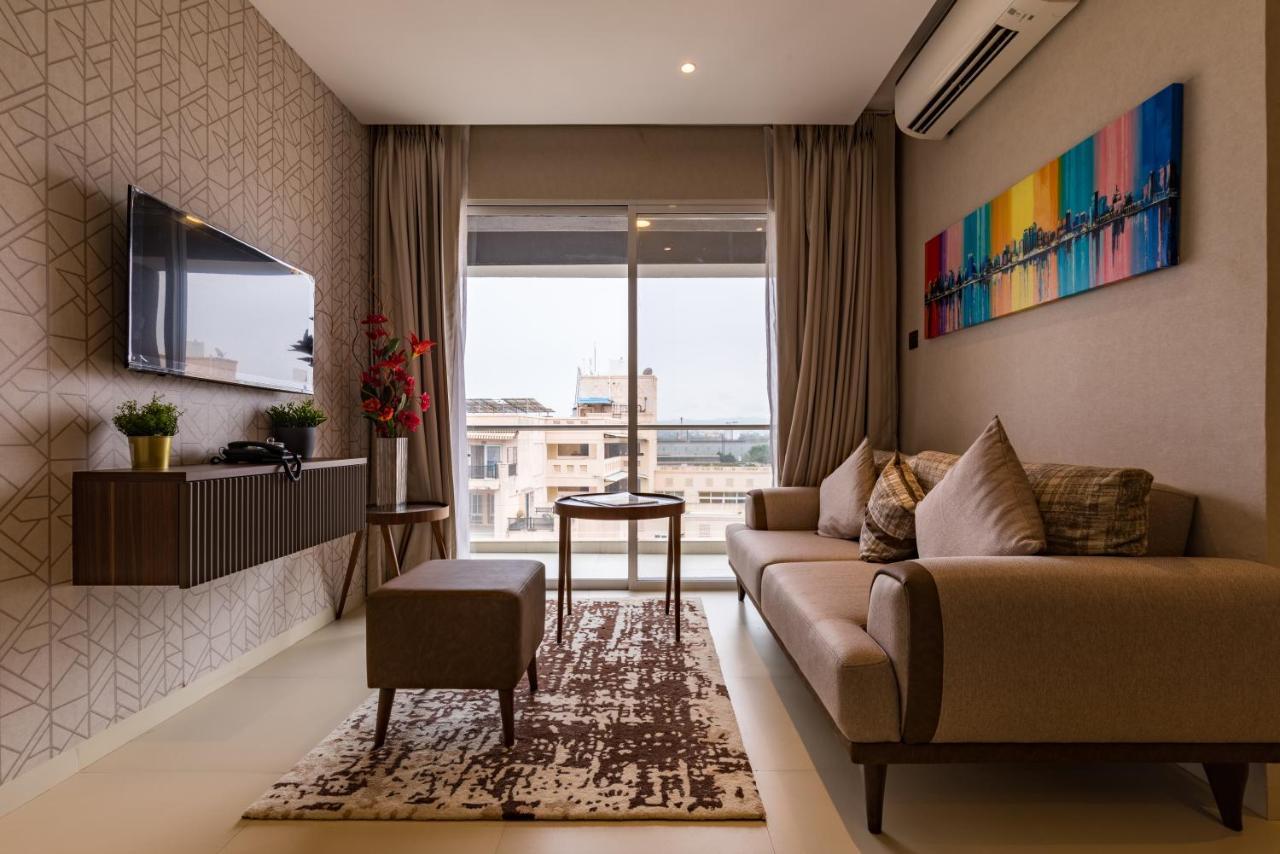 Ar Jewels Royale - Koregaon Park Nx Hotel